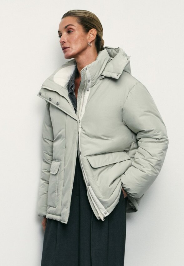 Пуховик Zarina