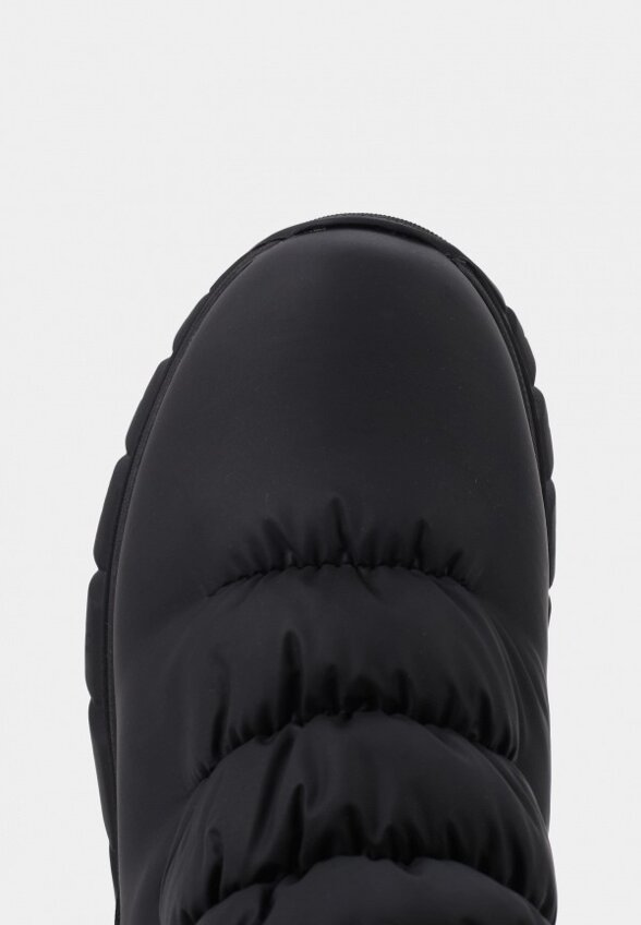 Дутики Finn Line