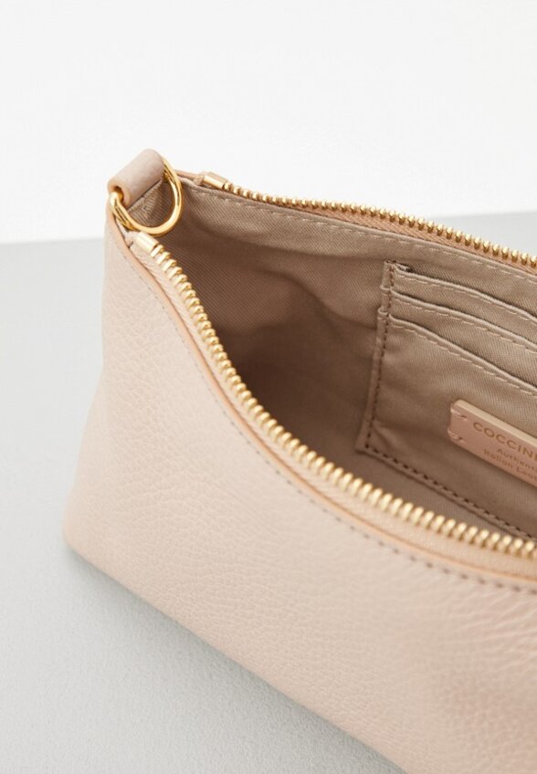 Сумка Coccinelle