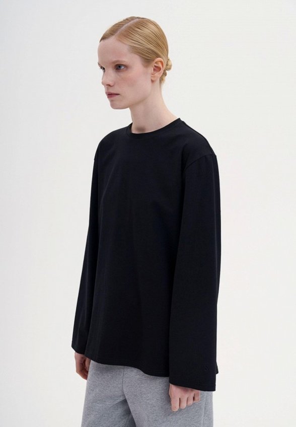 Лонгслив Select Studio