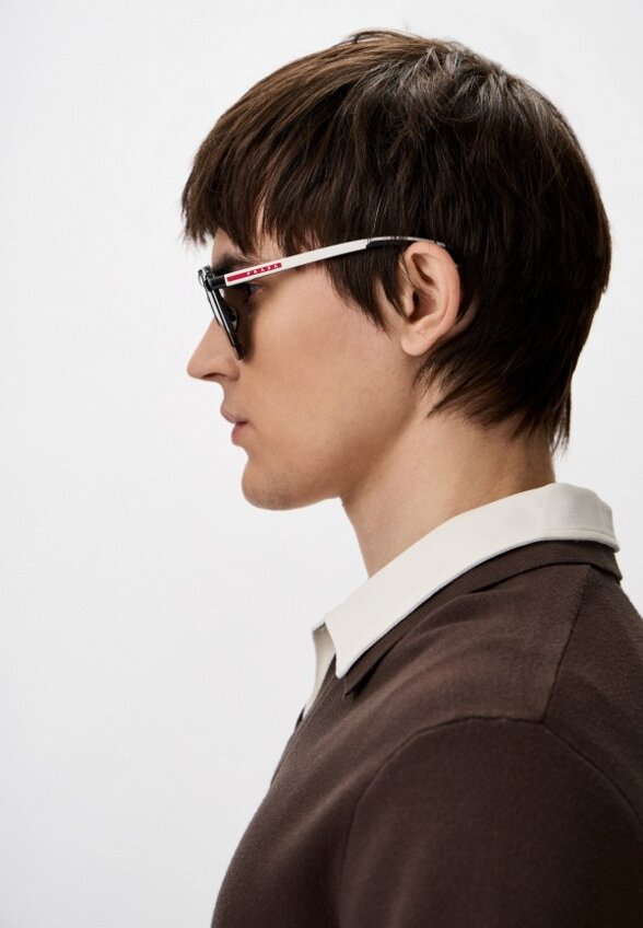 Очки солнцезащитные Prada Linea Rossa