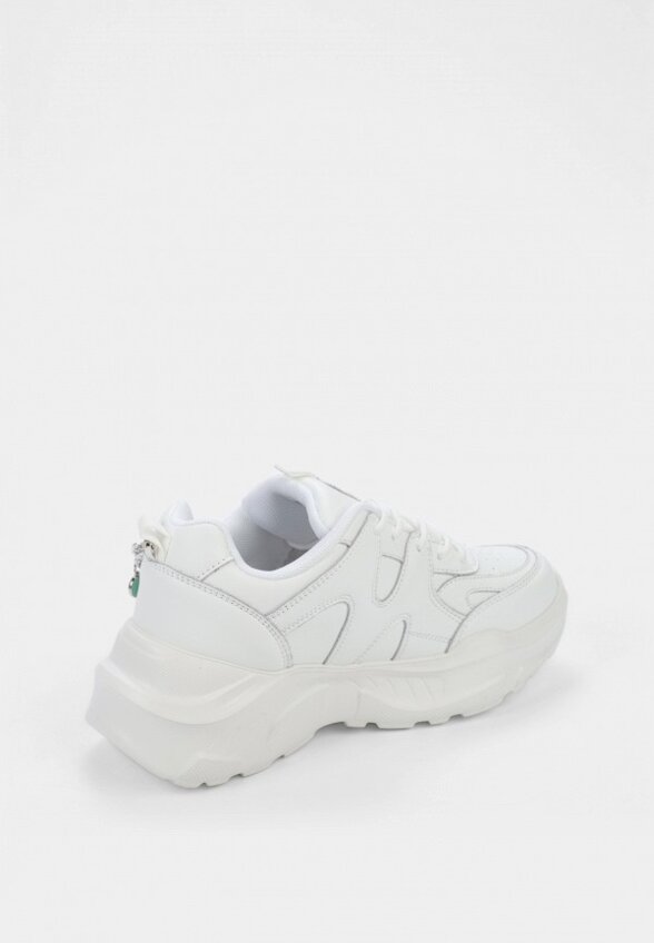 Кроссовки и цепочки 2 шт. Shuzzi