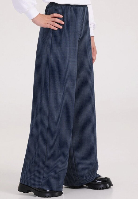 Брюки Апрель