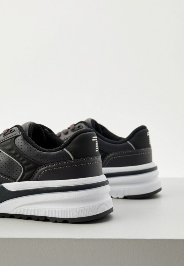 Кроссовки EA7