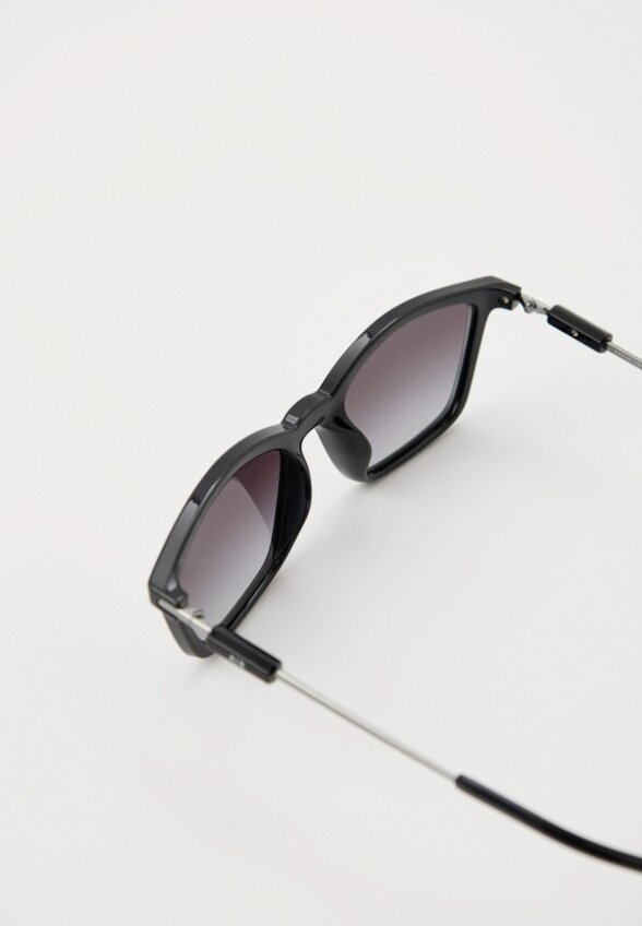 Очки солнцезащитные Armani Exchange