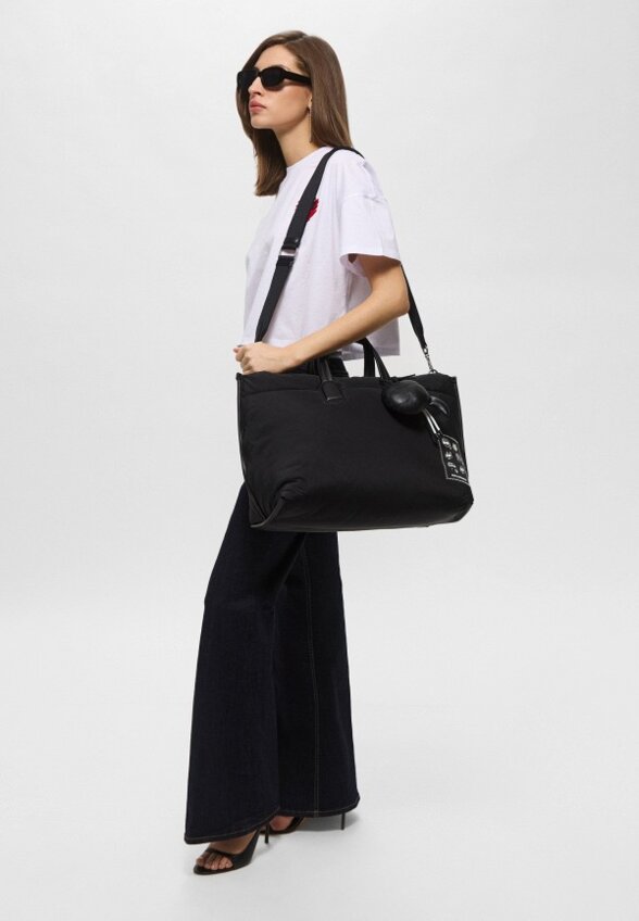 Сумка и брелок Karl Lagerfeld