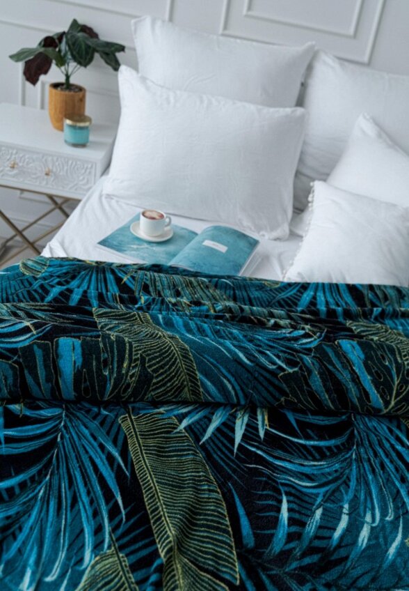 Плед Павлина