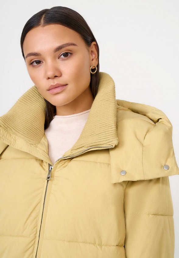 Куртка утепленная Baon