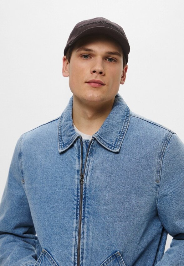 Бейсболка Emporio Armani