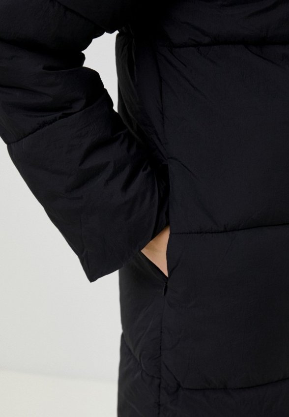 Пуховик Colin's