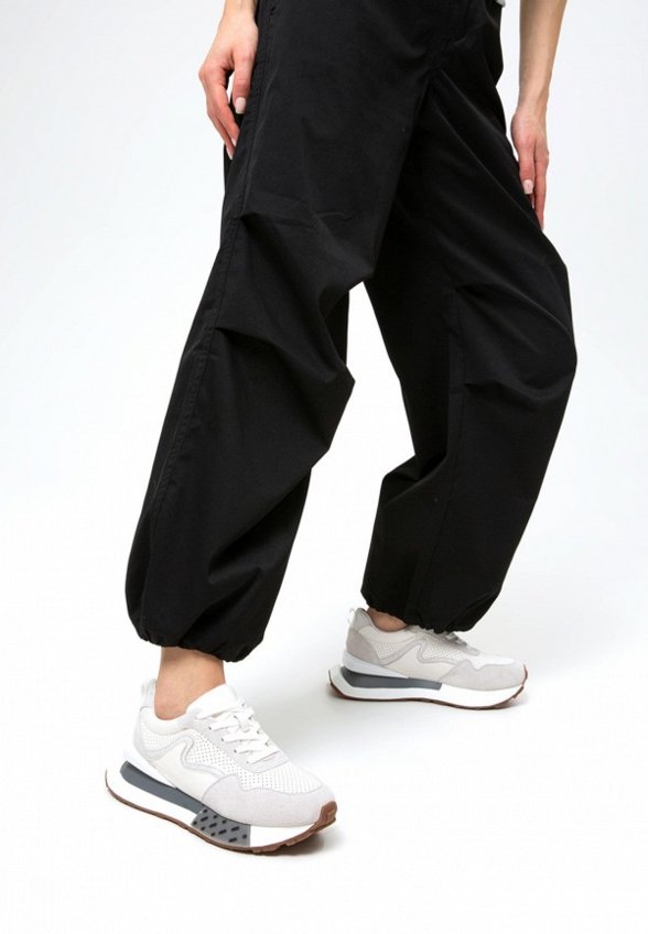 Кроссовки Sofia-Alexandra