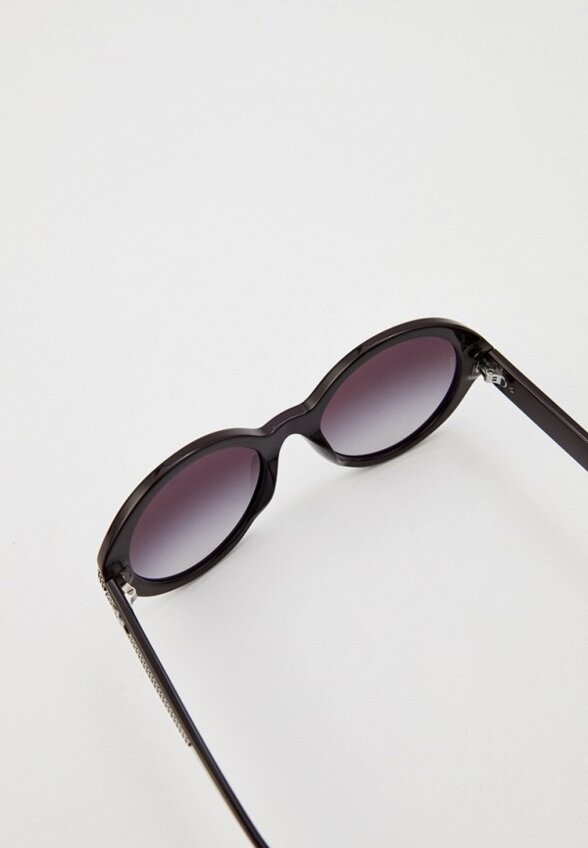 Очки солнцезащитные Chanel