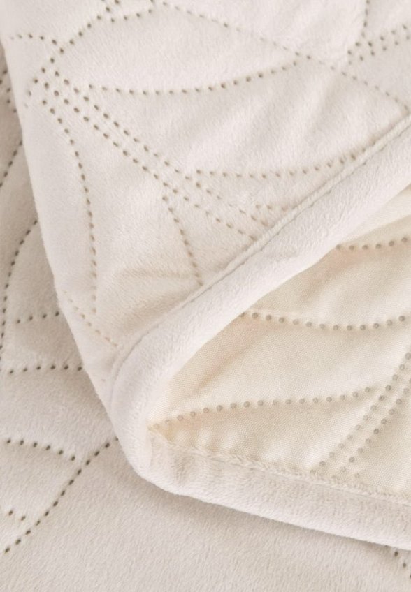 Комплект с покрывалом Sofi De Marko