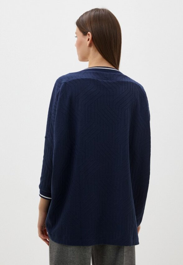 Джемпер MadaM T