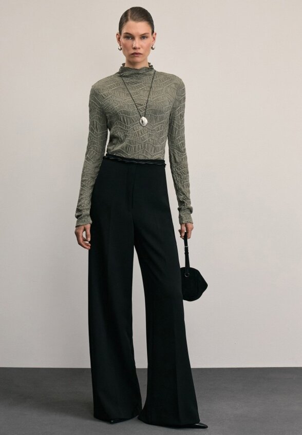 Водолазка Zarina