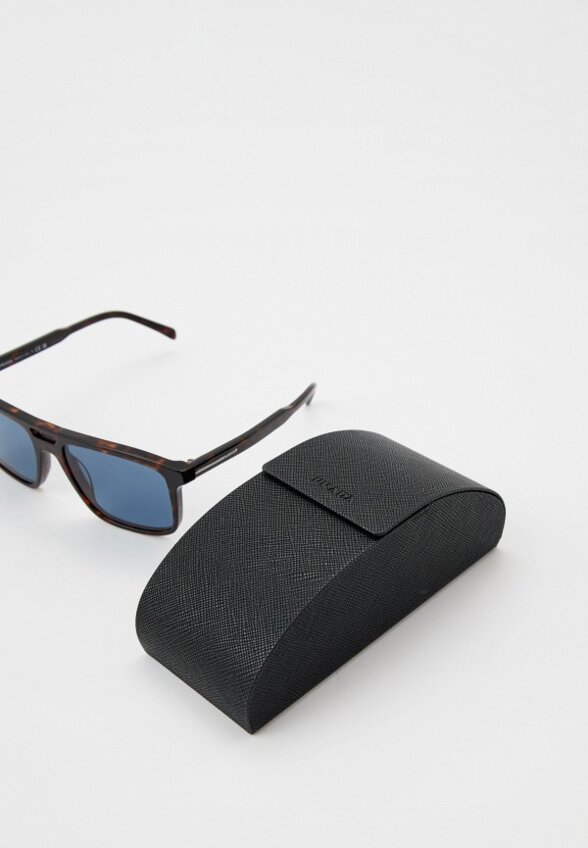 Очки солнцезащитные Prada