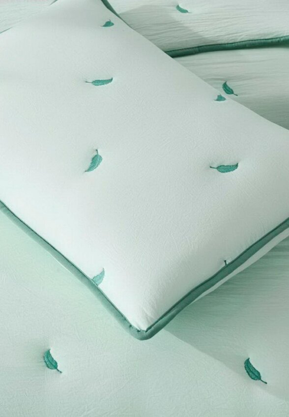 Комплект с покрывалом Sofi De Marko