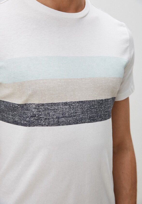 Футболка Colin's