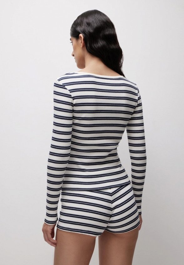 Лонгслив belle you