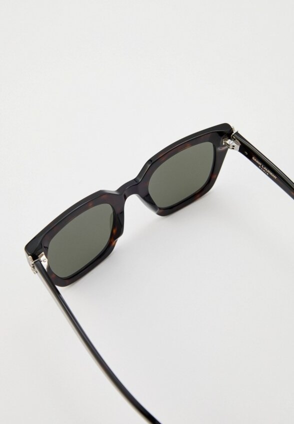 Очки солнцезащитные Saint Laurent