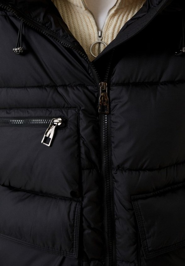 Пуховик Vitacci