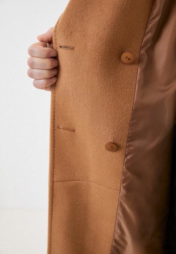 Пальто двубортное Almarosa