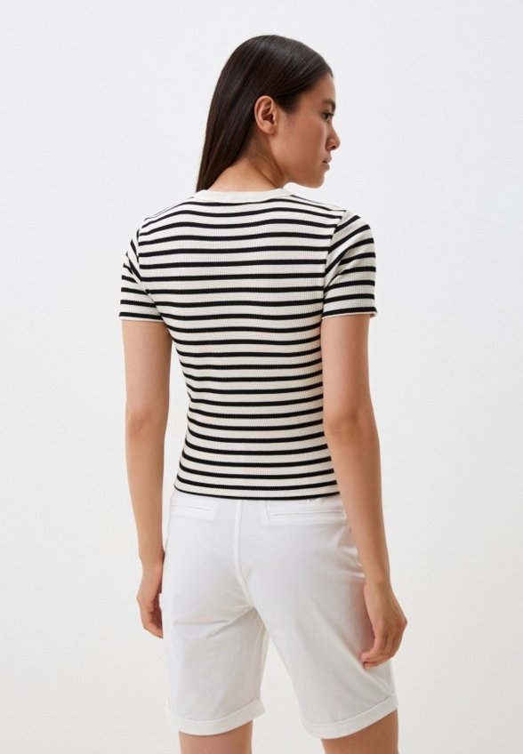 Футболка Colin's