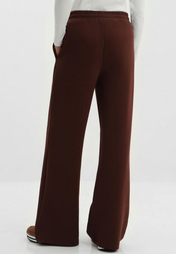 Брюки спортивные Nominee