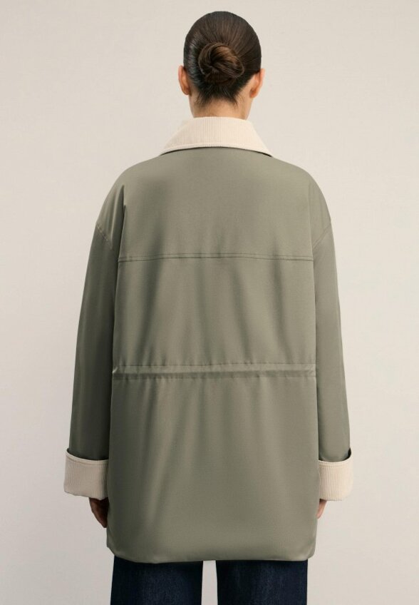 Куртка утепленная Zarina