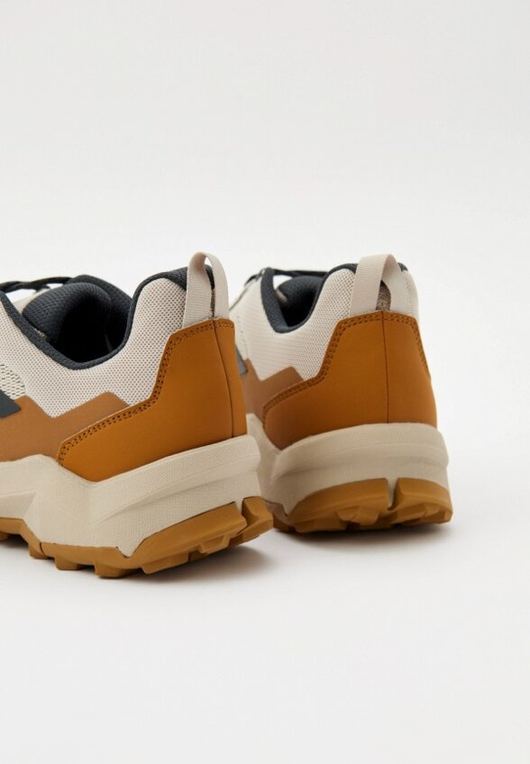 Ботинки трекинговые adidas