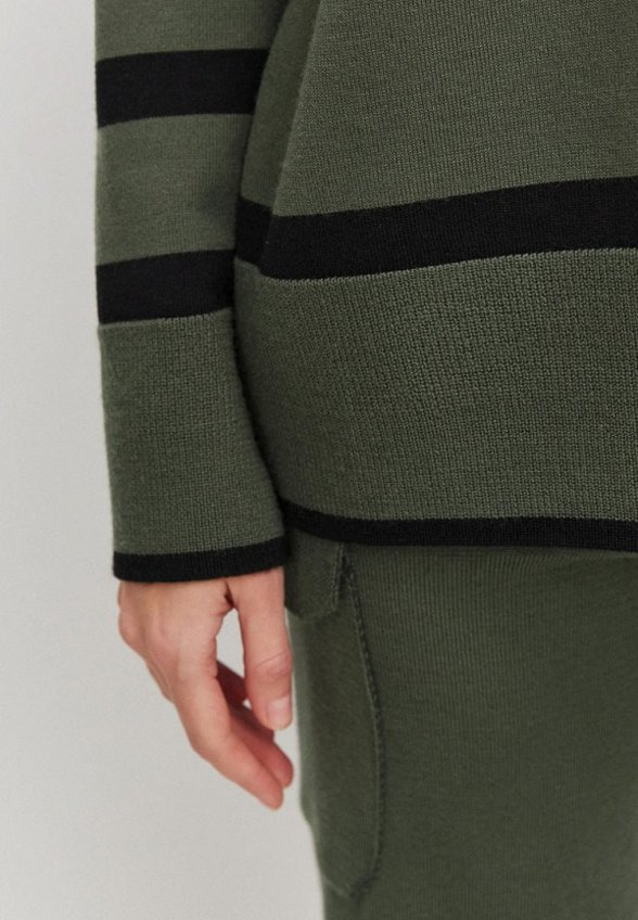 Джемпер 99Colorspace