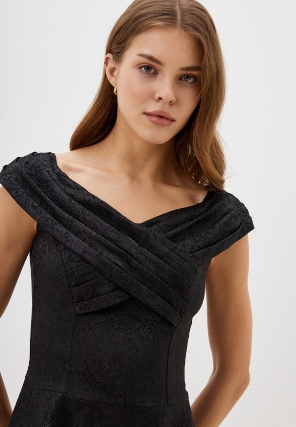 Платье MadaM T