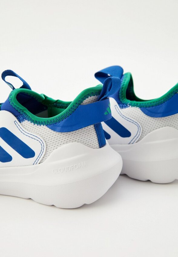 Кроссовки adidas