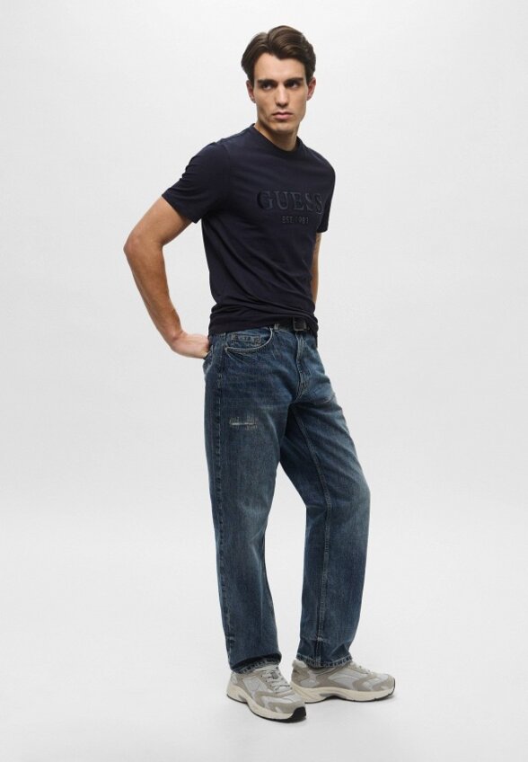 Футболка Guess