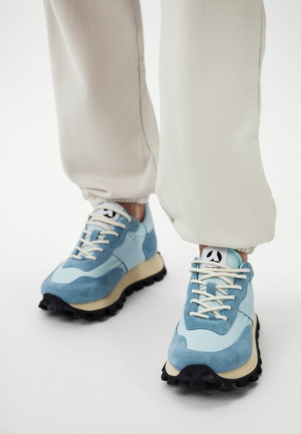 Кроссовки Founds