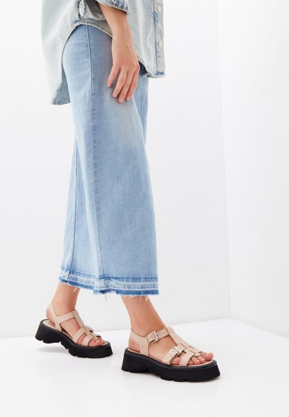 Босоножки Basconi