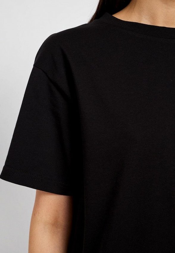 Футболка Newness