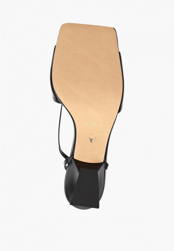 Босоножки Carrano