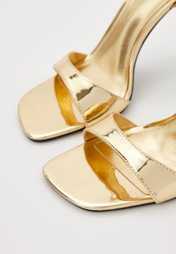 Босоножки Mango