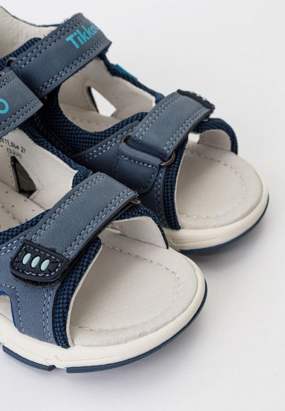 Сандалии Tikkago