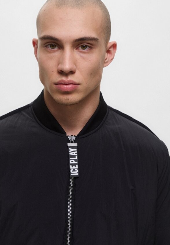 Бомбер Ice Play