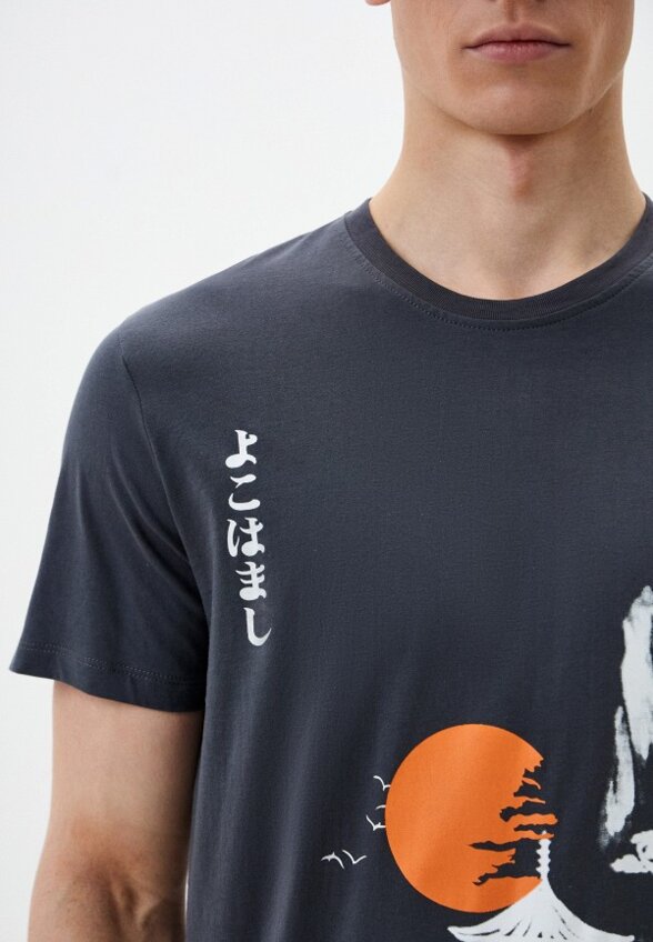 Футболка Blacksi