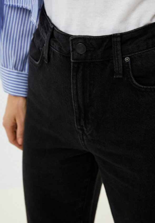 Джинсы Colin's