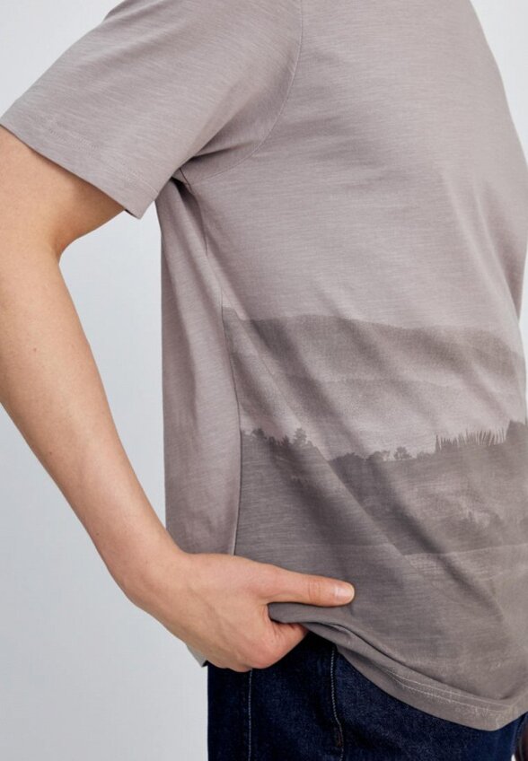 Футболка Finn Flare