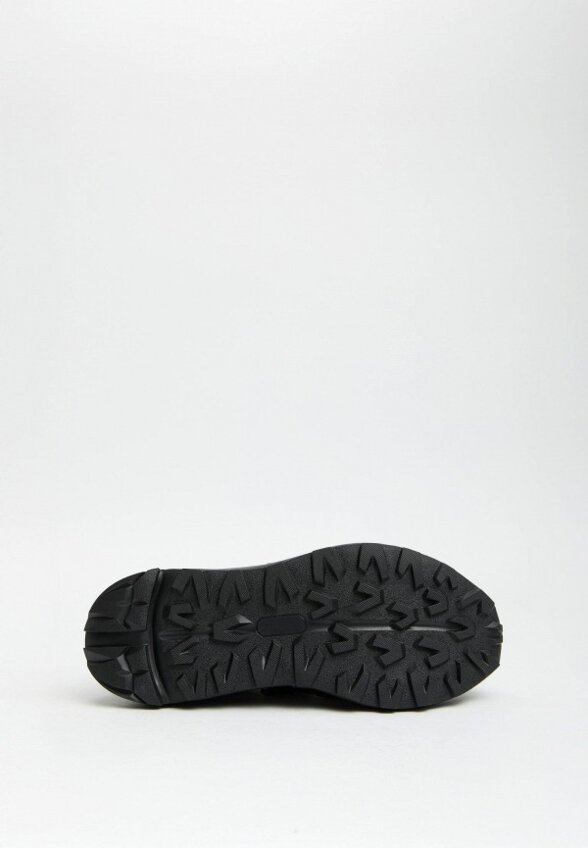 Кроссовки Maison David