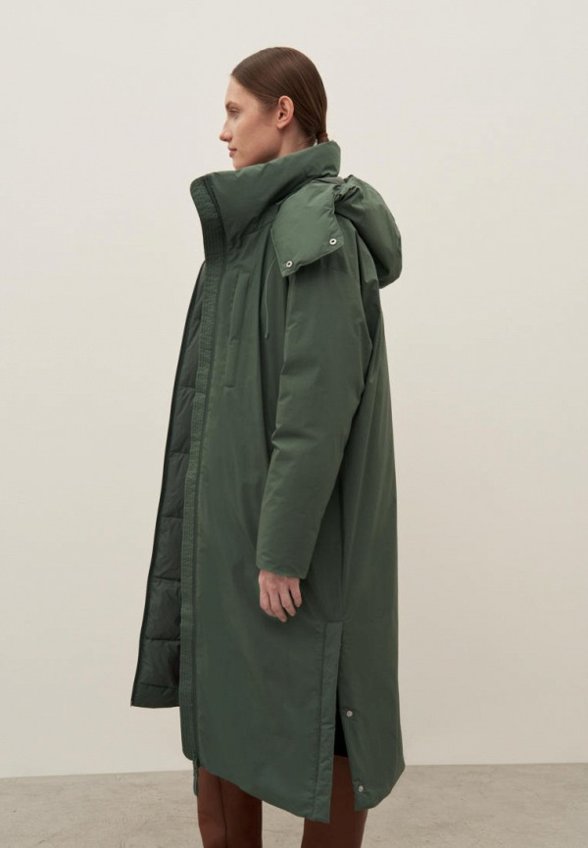 Пуховик Finn Flare