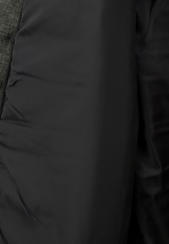 Пуховик Colin's