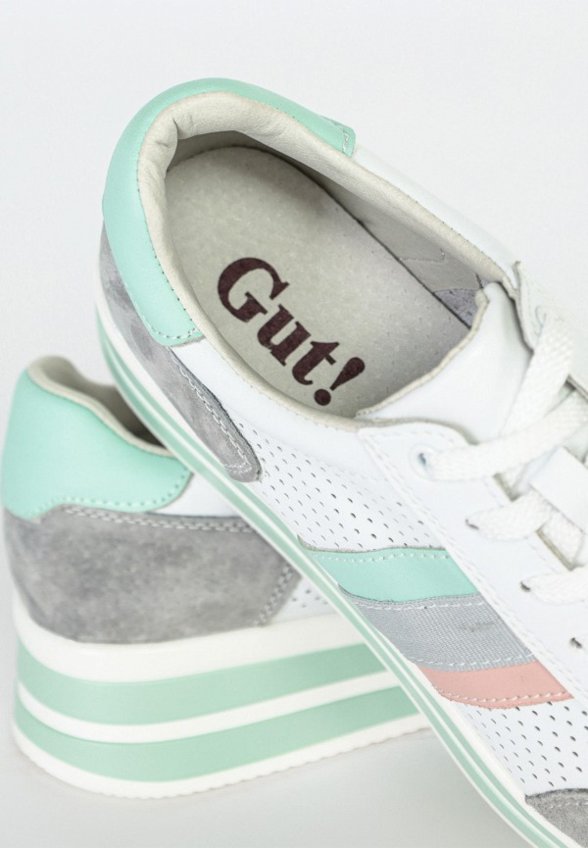 Кроссовки Gut
