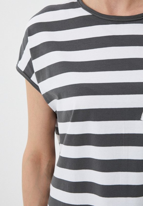 Футболка Helmidge