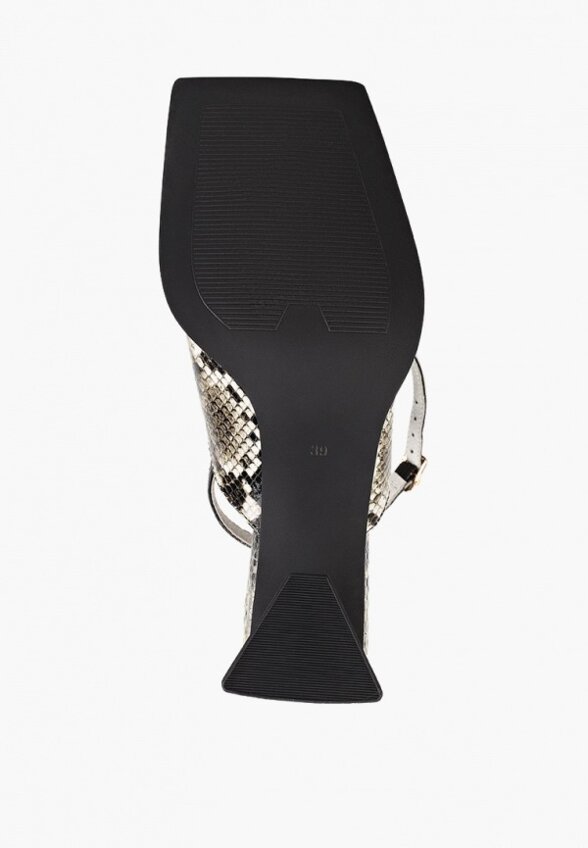 Босоножки Vasconte